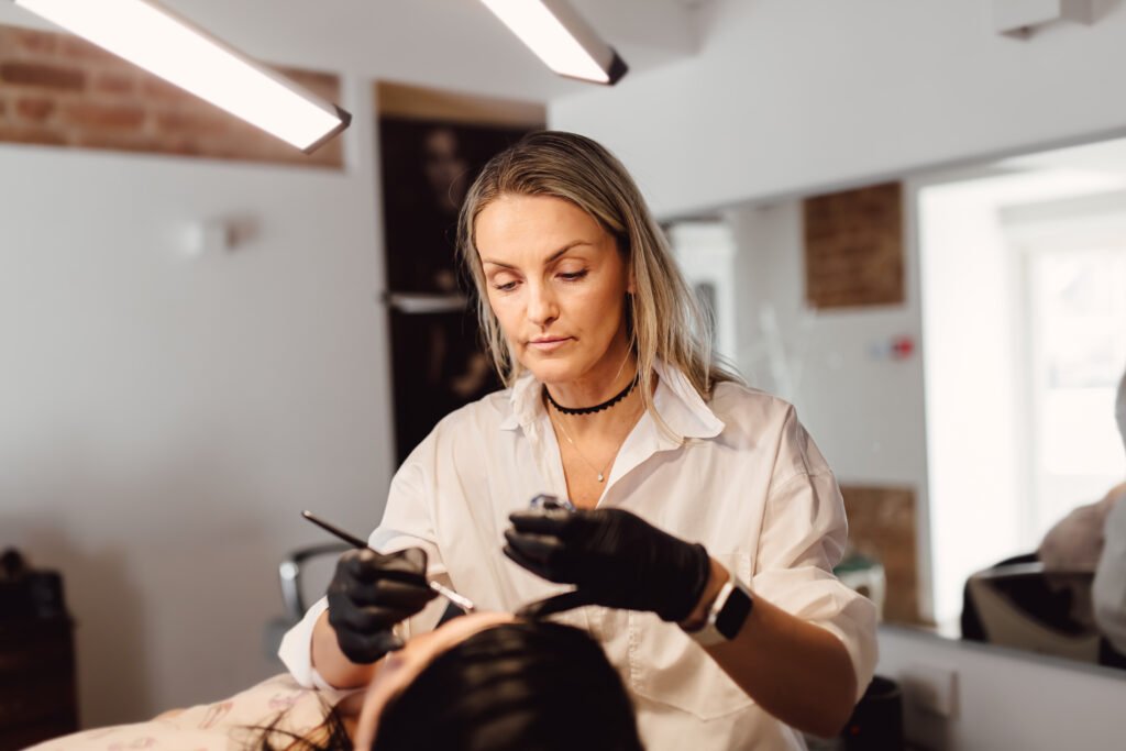 Antakių dizainas su HD Brows